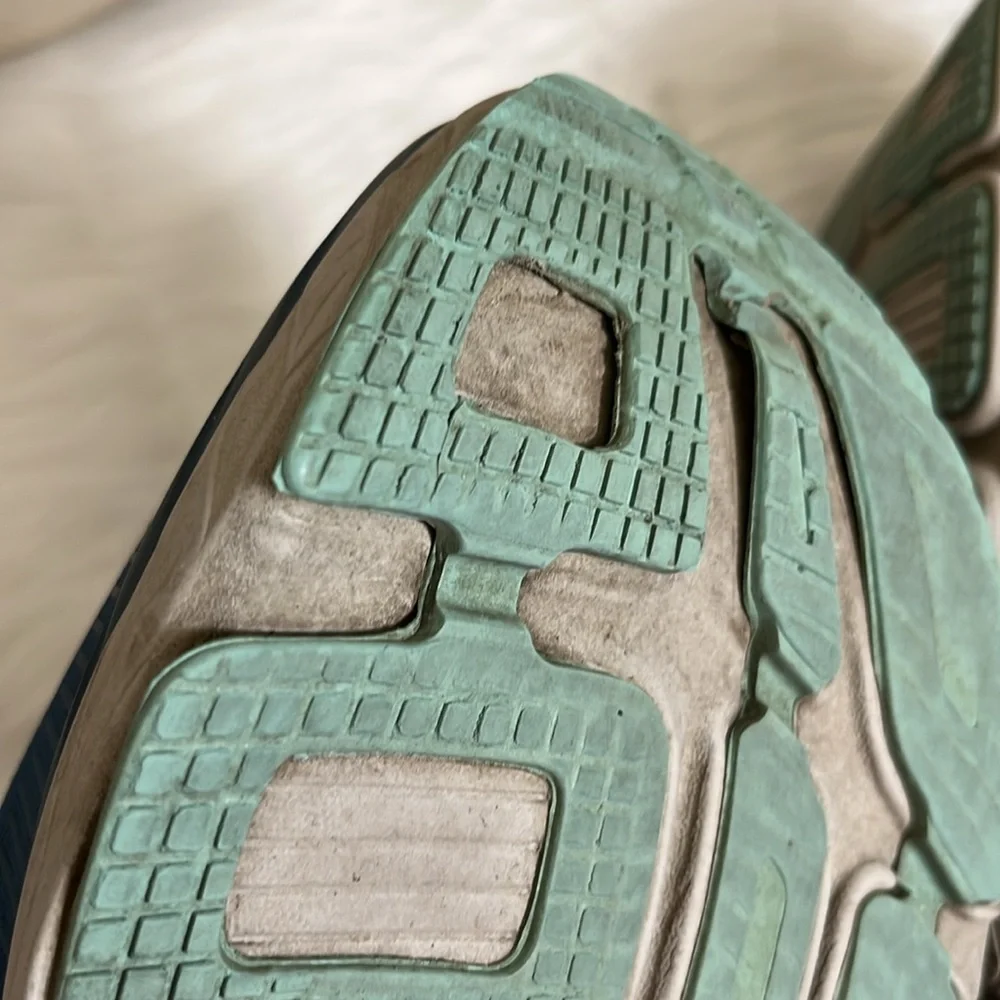 Hoka Men's Blue Bondi 8 Athletic Shoes